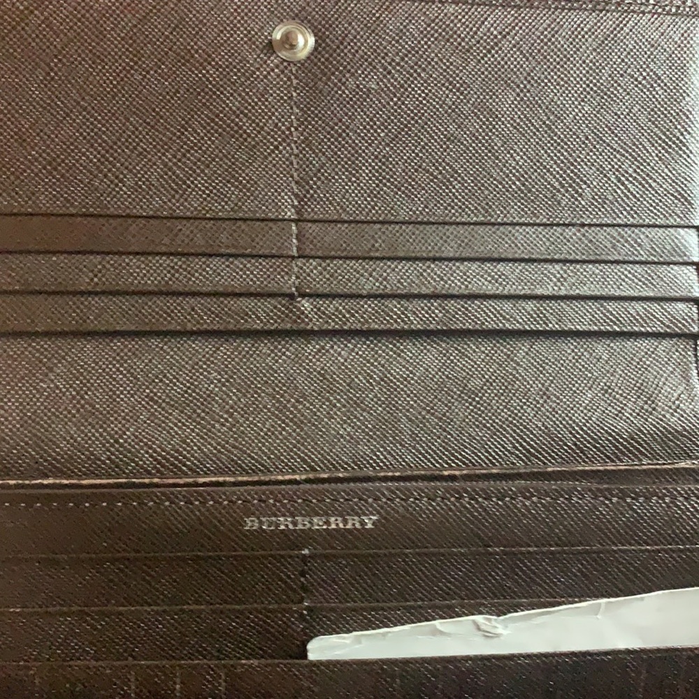 Burberry long bifold wallet - Picture 3 of 9